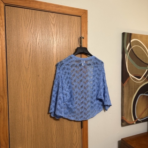 Chico's Size 0 (Small) Blue Open-Knit Open-Front Linen Blend Shrug Cardigan - Picture 3 of 4